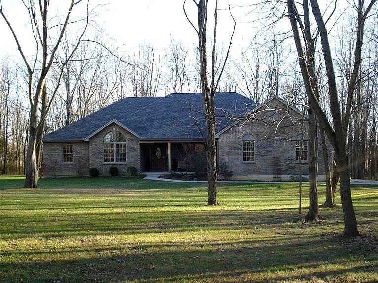1st image of 2814 Sugartree Ln