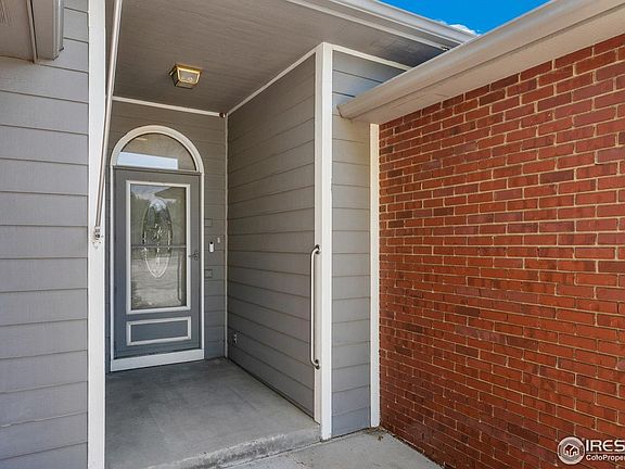 2nd image of 1201 Sharlyn Ct