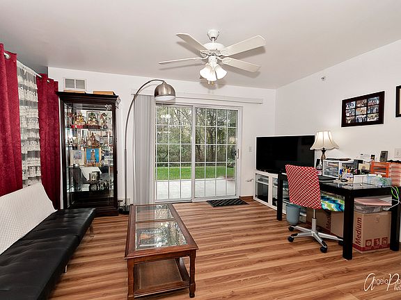 3rd image of 1584 W Crystal Rock Ct Unit 1C