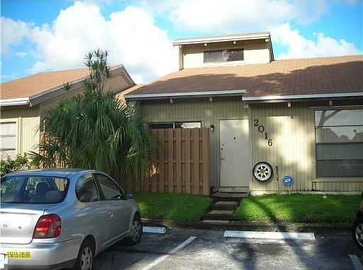 2nd image of 2016 SW 82nd Ave