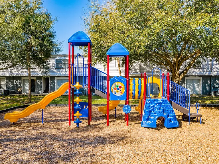 The Park at Chesterfield Apartment Homes — Photo 41