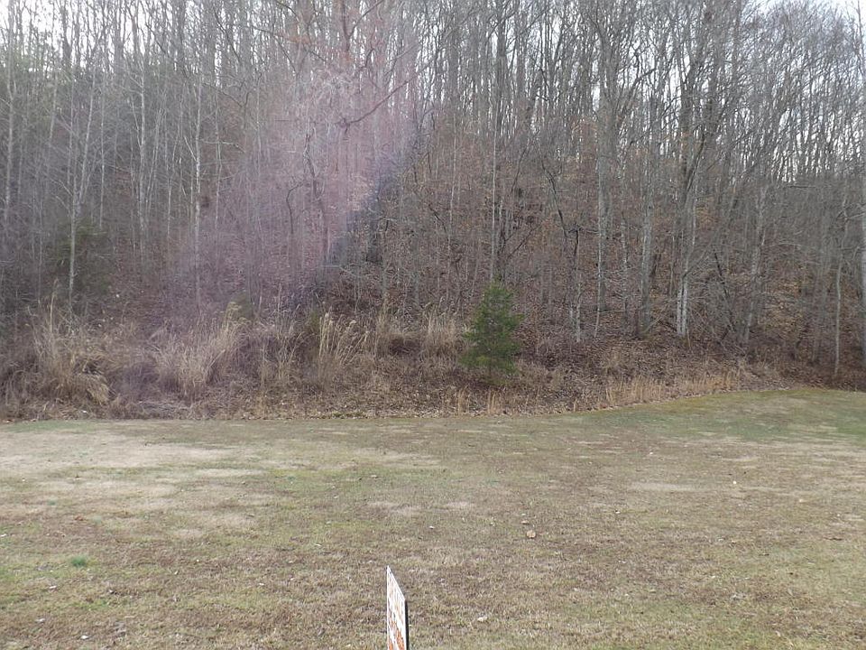 2nd image of 127 Wellington Dr