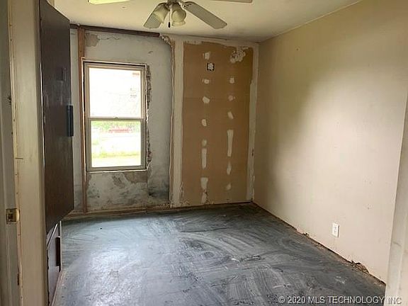 3rd image of 608 Doyle Ave