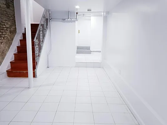 Rented by Corcoran | media 21