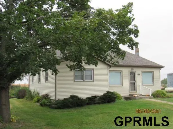 435 Fremont St, Octavia, NE 68632