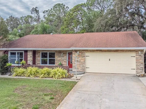 1120 Lanyard St, Palm Harbor, FL 34685