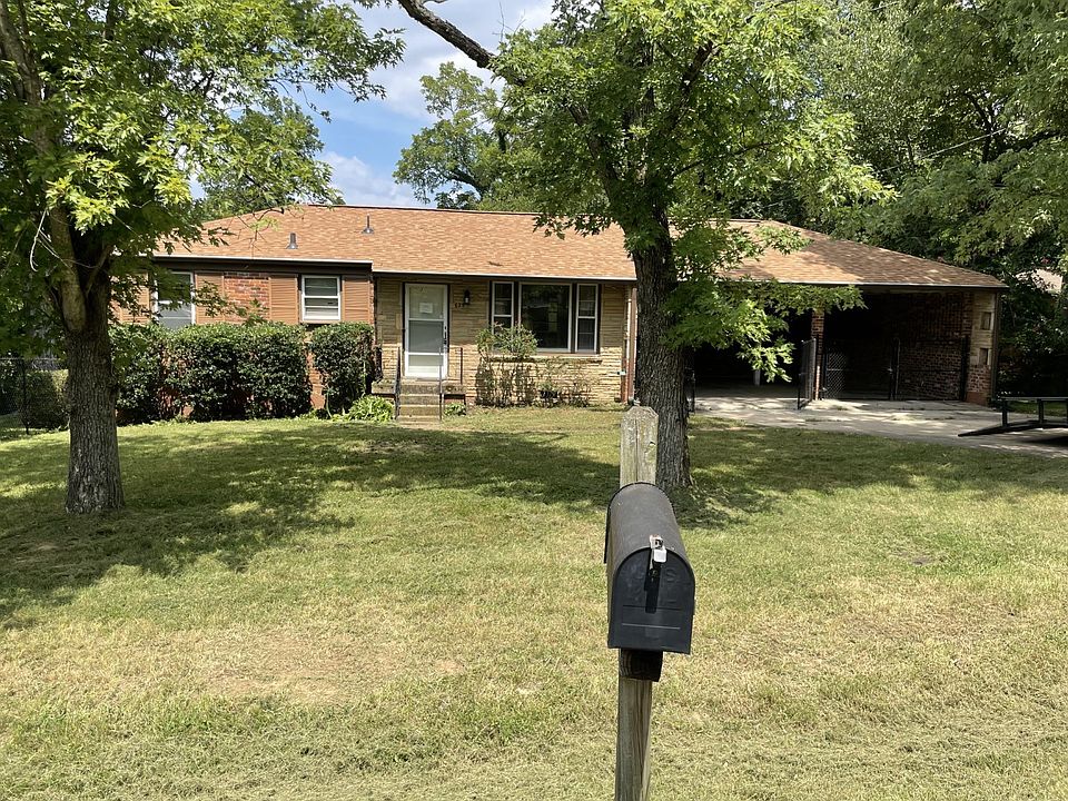 1st image of 625 Vinson Dr