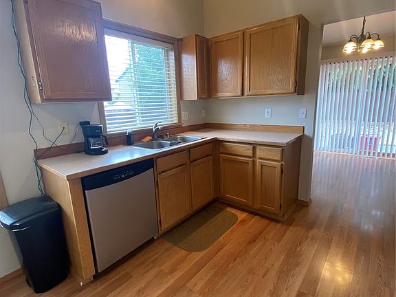 5th image of 8415 200th Street Ct E