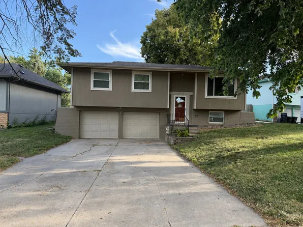 14073 Monroe Cir, Omaha, NE 68137