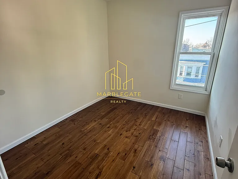 826 S 15th St #33R — Photo 5