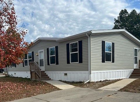1st image of 700 Strawberry Ln #512