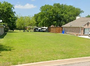 110 Ashlyn Ct, Whitesboro, TX 76273