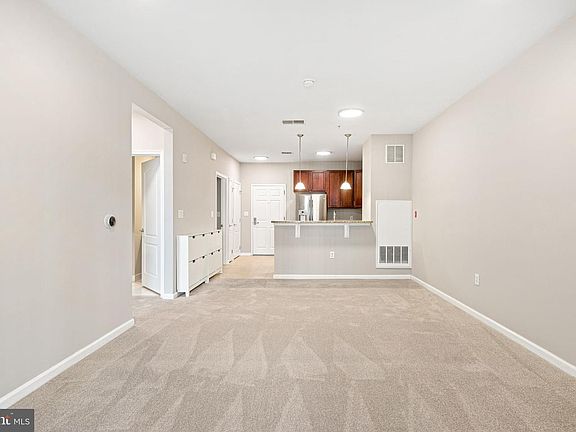 5th image of 350 W Elm St Suite 3305