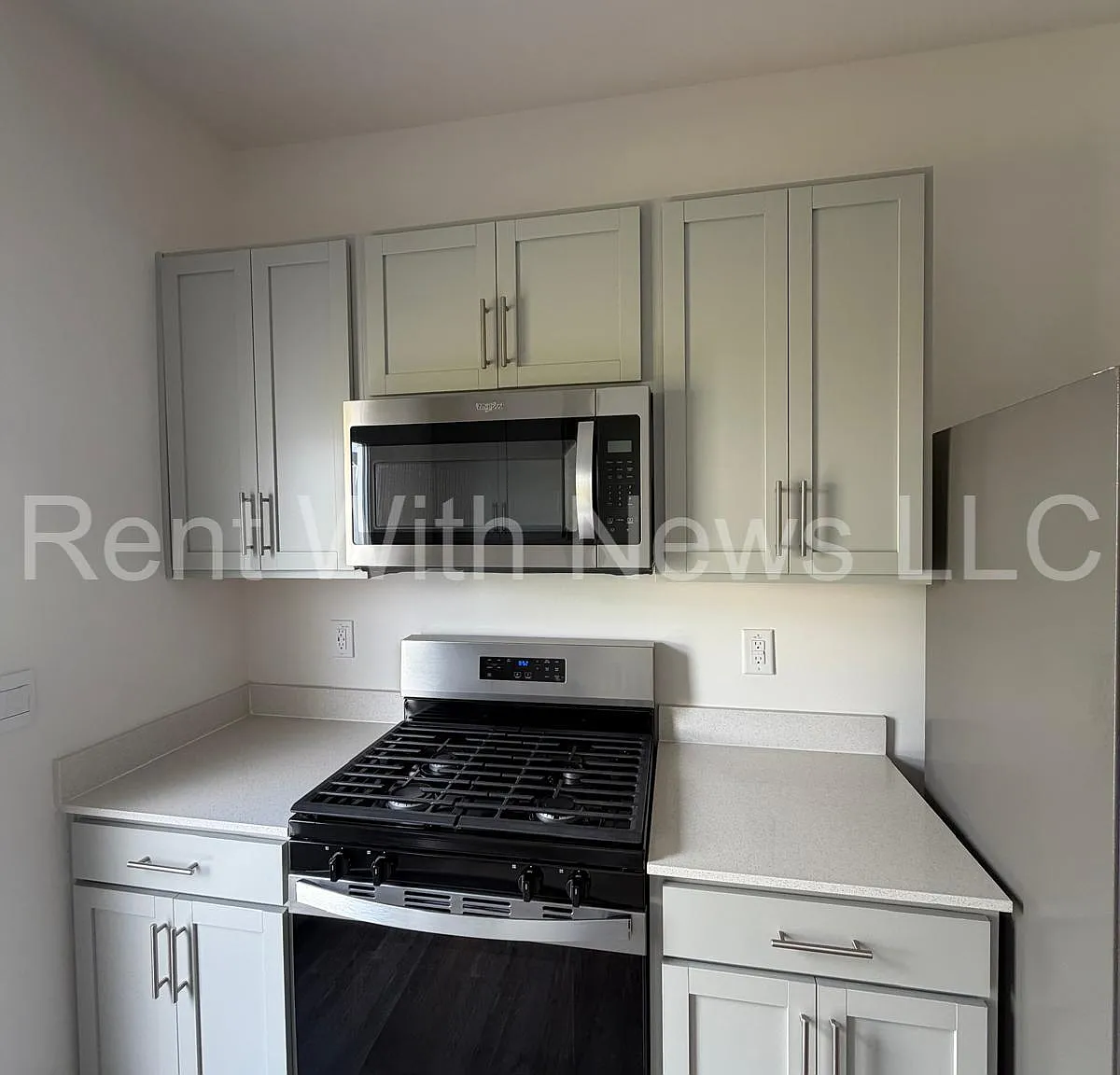 3 bed, 2.5 bath, 1416 sqft, $1,695 — Photo 3