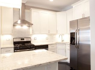 1041 W Madison St STE 1, Chicago, IL 60607