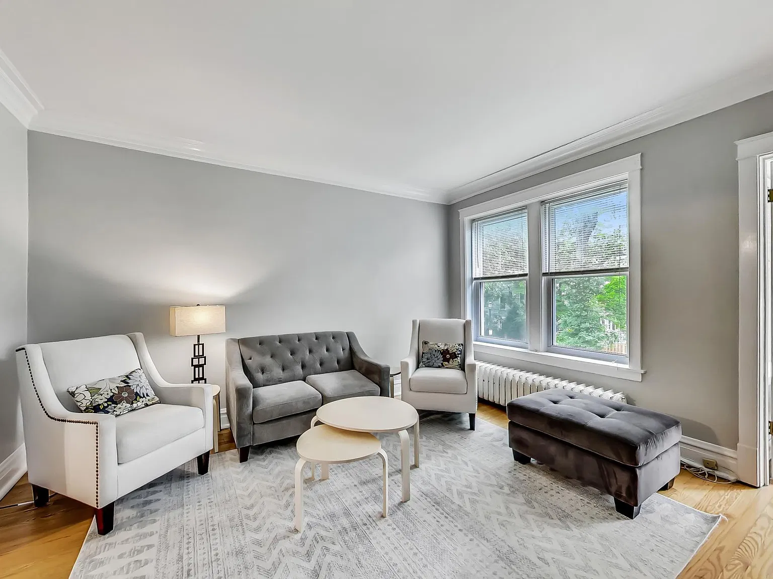 2646 Ewing Ave — Photo 3