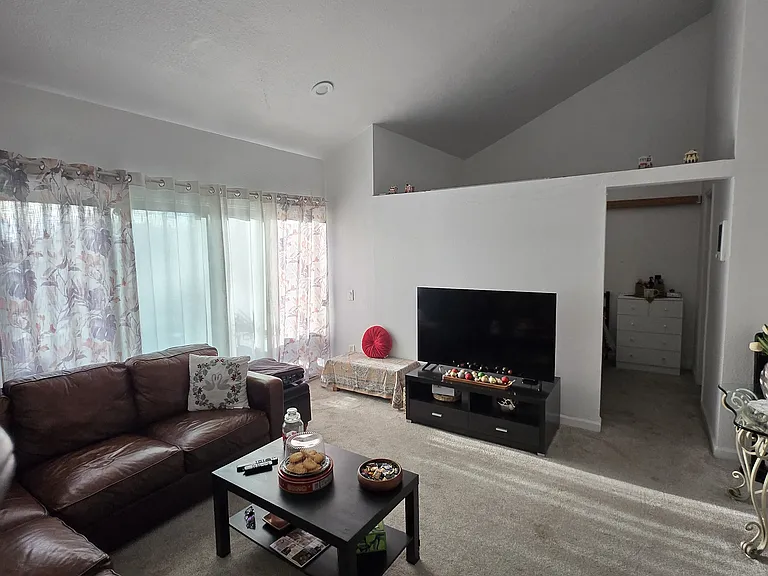 1350 N Escondido Blvd N #18 — Photo 9