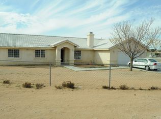 15481 Pawhuska Rd, Apple Valley, CA 92307