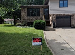 1912 12th Ave, Coralville, IA 52241