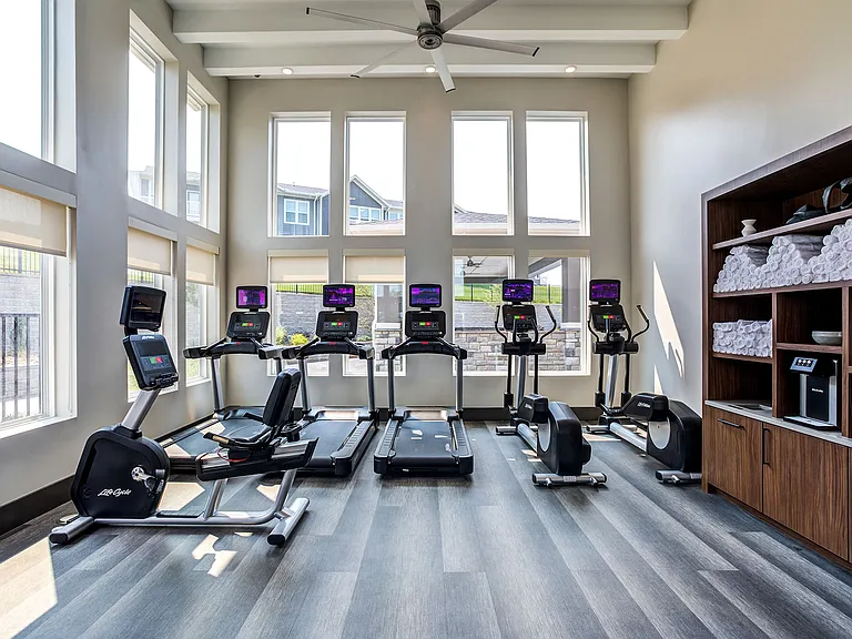 Icon Apartment Homes at Hardin Valley — Photo 7