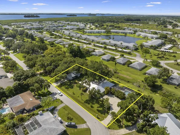 105 12th Pl SE, Vero Beach, FL 32962