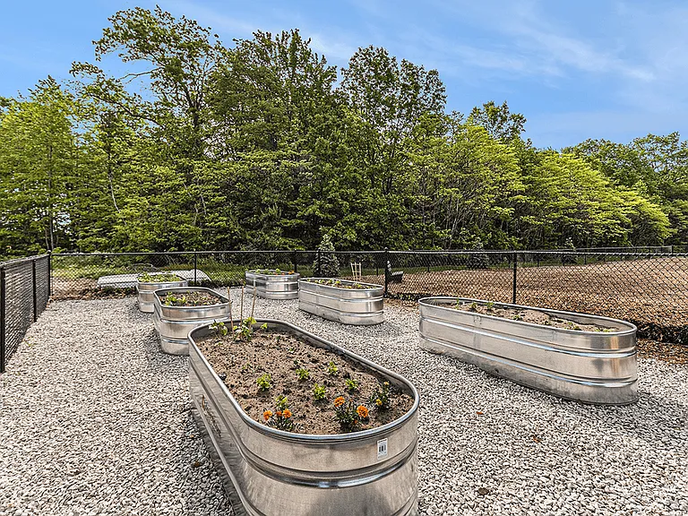 Community Gardens