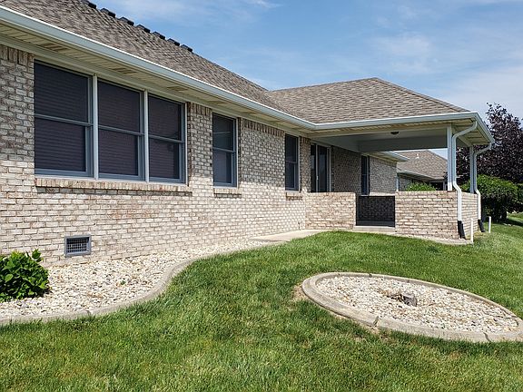 2nd image of 1165 Manchester Dr #195