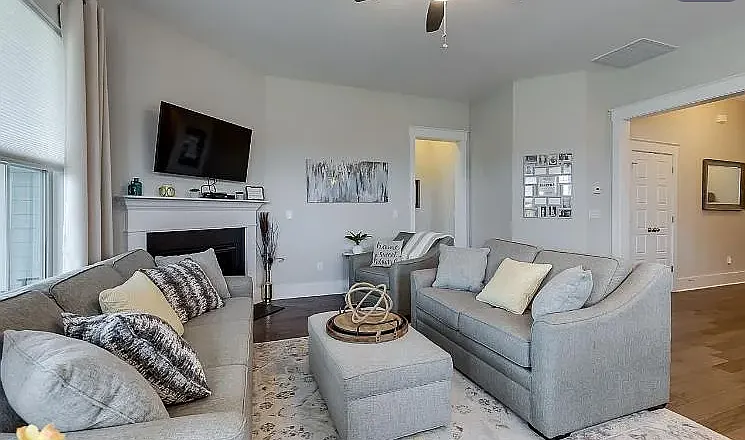 607 Torridon Ln — Photo 14