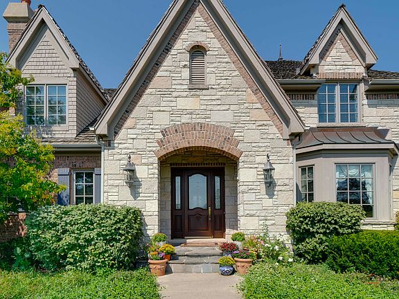 2nd image of 43046 N Sheridan Oaks Dr