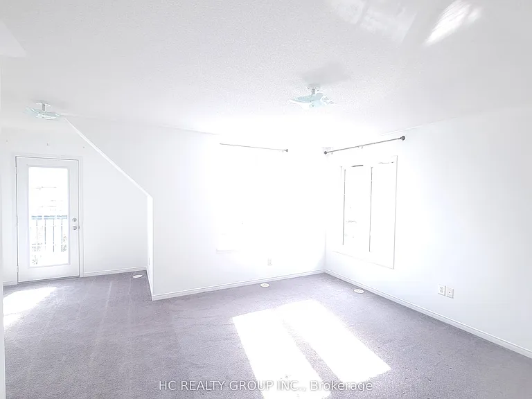 227 Dairy Dr — Photo 12