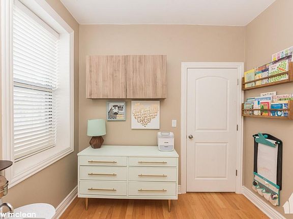 5th image of 2312 W McLean Ave #1216