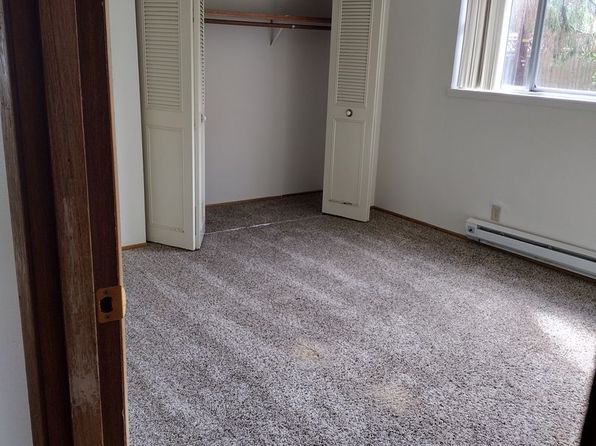 2 bed room 1 bath in Beautiful South Eugene, 750 E 36th Ave, Eugene, OR 97405