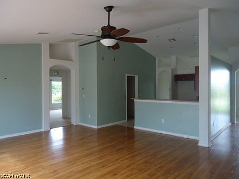 5th image of 362 Piper Ave