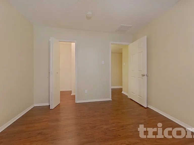5536 Dunson Dr — Photo 5