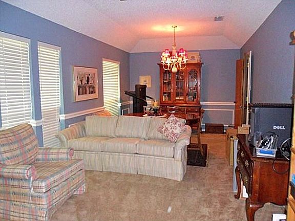 2nd image of 2118 Preakness Ct
