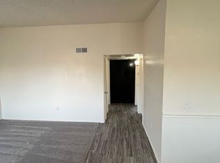 3049 E Cicero St #201, Mesa, AZ 85213