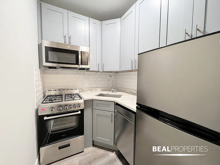 505 West Belmont Ave — Photo 47