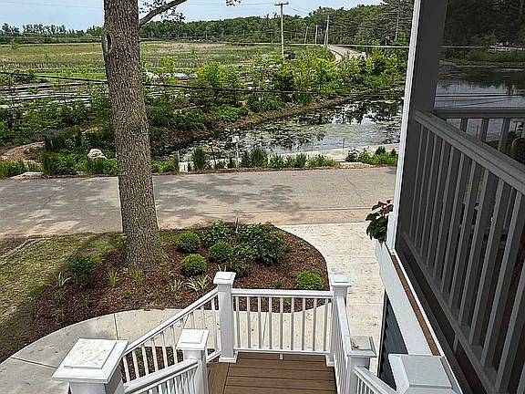 4th image of 6031 E Pickwick Rd