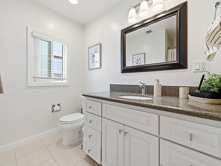 4136 Tilden Ave — Photo 24