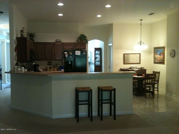 5th image of 503 Apple Creek Dr