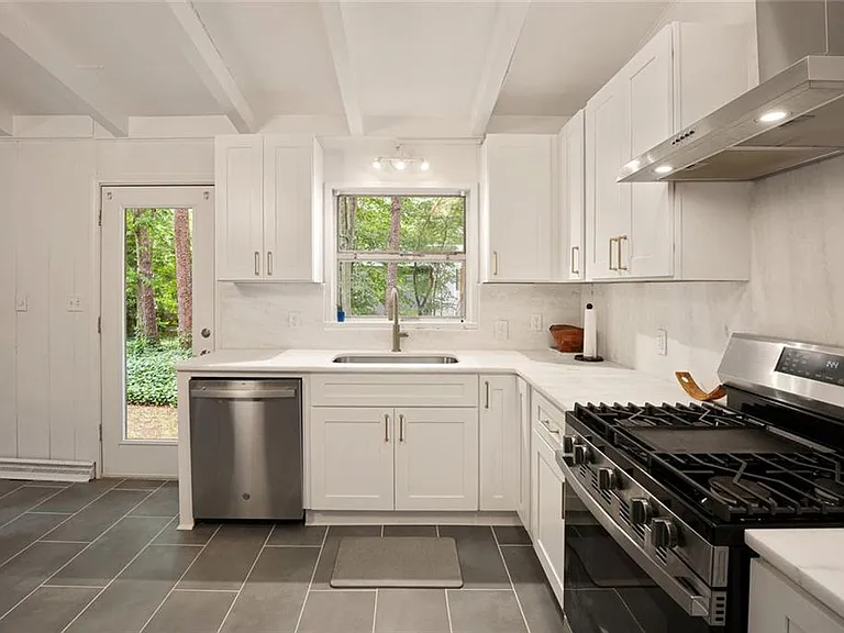 2700 Brook Park Way — Photo 20