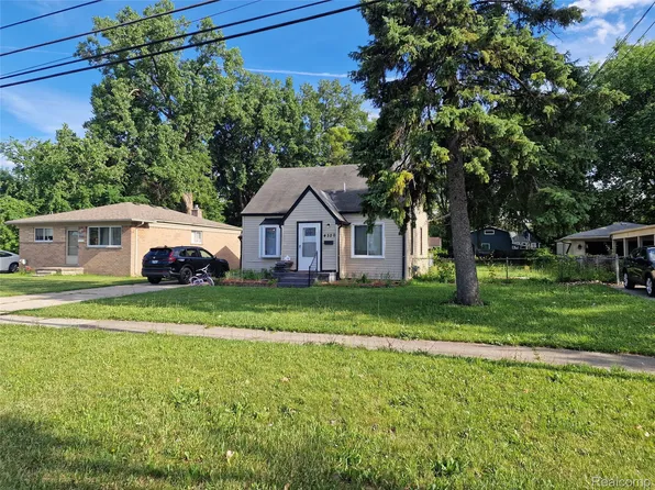 4320 Frazho Rd, Warren, MI 48091