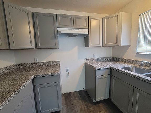 5th image of 1716 Jefferson St APT B