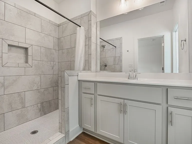 4210 Brevard Blvd — Photo 25