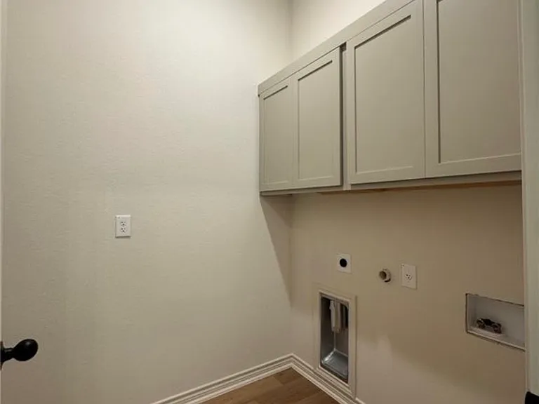 Kimberlite Dr — Photo 6