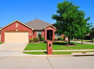 1500 Nightingale Ln, Corinth, TX 76210