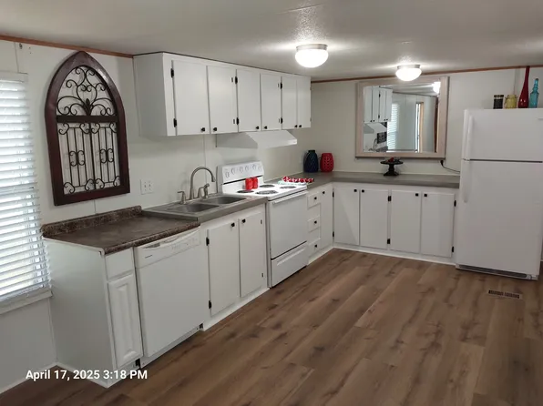 2384 W Norman Cir Trailer 8, Orange, TX 77630