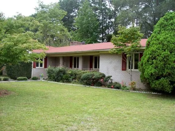 2919 Roanoke Ave, New Bern, NC 28562