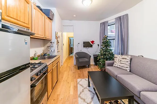 Rented by Metropolitan Property Group | media 21