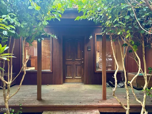 33182 Frog Pond Rd, Little River, CA 95456